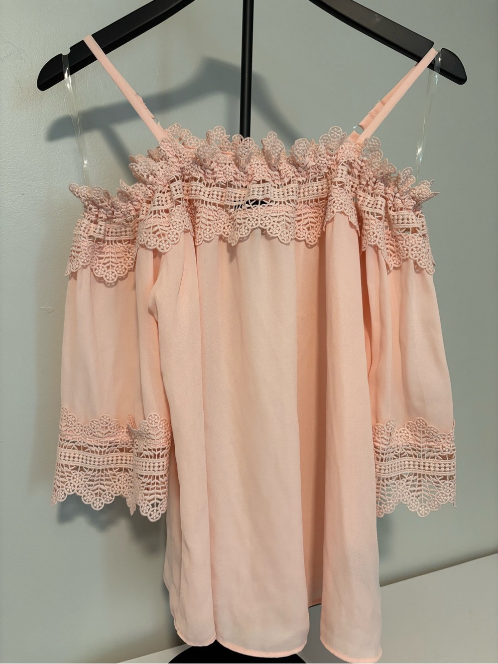 Off-Shoulder Lace Trim Women's Top in Blush Pink